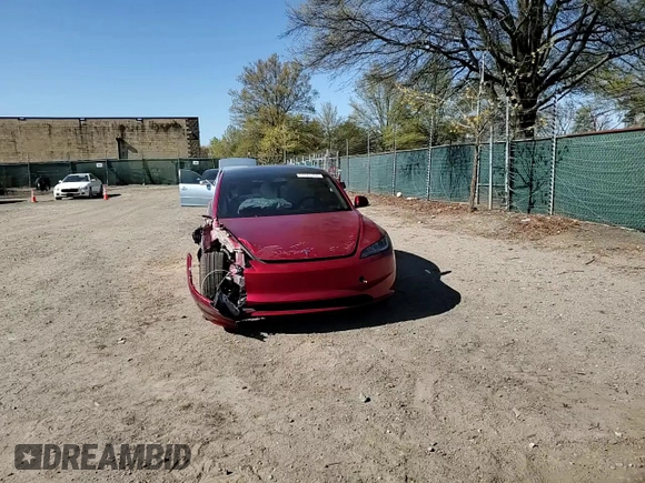 2025 Tesla Model 3 Long Range z VIN 5YJ3E1EA7SF906723, wystawiony jako Copart lot #53521795 z przebiegiem 5 115 mil mil oraz Szkoda całkowita • Salvage title. Historia ofert i sprzedaży dostępna na DreamBid. Obrazek 10.