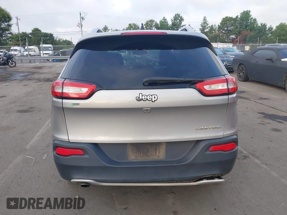 2017 Jeep Cherokee Limited with VIN 1C4PJLDB6HW526697, listed as a IAAI auction lot 42760984 with 191,897 mi miles and . Bid and sale history available at DreamBid. Image 16.