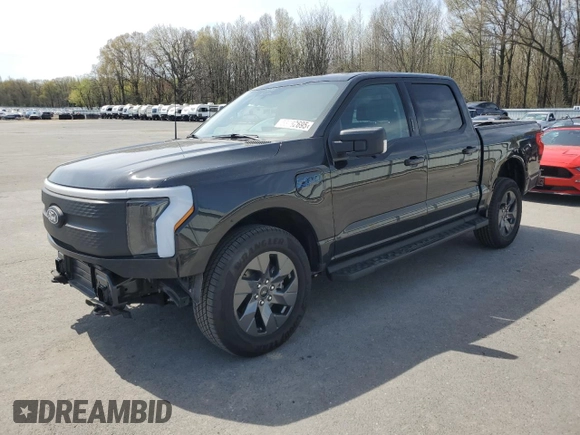 2024 Ford F-150 Lightning Flash с VIN 1FT6W3L74RWG03112, выставлен на аукционе Copart как лот 53782695 с пробегом 1 721 миль миль и Списание • Salvage title. История ставок и продаж доступна на DreamBid. Изображение 1.