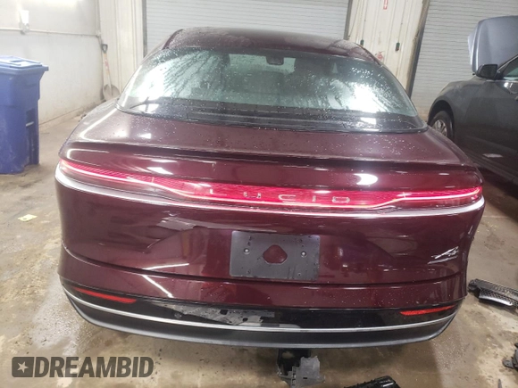 2024 Lucid Air Touring z VIN 50EA1TEA5RA004570, wystawiony jako Copart lot #85683174 z przebiegiem 3595 mil mil oraz Szkody całkowita. Historia ofert i sprzedaży dostępna na DreamBid. Obrazek 6.