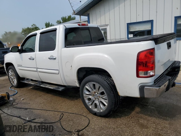 2008 GMC Sierra Denali z VIN 2GTEK638081191312, wystawiony jako Copart lot #63516914 z przebiegiem 261 810 mil mil oraz Szkody całkowita. Historia ofert i sprzedaży dostępna na DreamBid. Obrazek 2.
