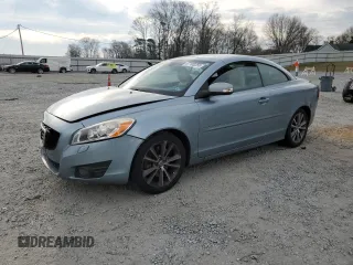 2012 Volvo C70 T5 with VIN YV1672MC9CJ130874, listed as a Copart auction lot 47100255 with 102,216 mi miles and Salvage Title. Bid and sale history available at carsss.com. Image 1.