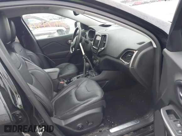 2019 Jeep Cherokee Limited with VIN 1C4PJMDX7KD418271, listed as a IAAI auction lot 41679371 with 53,914 mi miles. Bid and sale history available at carsss.com. Image 5.