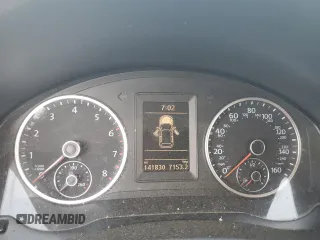 2017 Volkswagen Tiguan S с VIN WVGAV7AX5HK020668, выставлен на аукционе Copart как лот 60418325 с пробегом 141 830 миль миль и Чистый • Clean title. История ставок и продаж доступна на DreamBid. Изображение 9.
