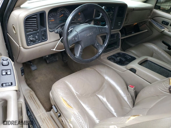 2003 GMC Sierra 1500 SLT with VIN 2GTEC19T131411495, listed as a Copart auction lot 46076465 with 233,139 mi miles and Salvage Title. Bid and sale history available at carsss.com. Image 8.