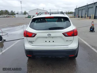 2017 Nissan Rogue Sport SL with VIN JN1BJ1CR8HW107542, listed as a IAAI auction lot 41820930 with 44,219 mi miles. Bid and sale history available at carsss.com. Image 16.
