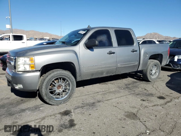 2007 Chevrolet Silverado 1500 Work Truck with VIN 2GCEC13C471504915, listed as a Copart auction lot 88535595 with 157,537 mi miles and Salvage Title. Bid and sale history available at DreamBid. Image 1.