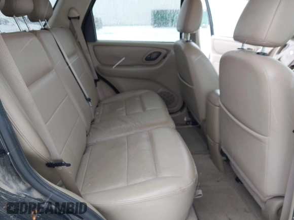 2007 Ford Escape Limited with VIN 1FMYU94147KA28554, listed as a IAAI auction lot 41599603 with 188,391 mi miles. Bid and sale history available at carsss.com. Image 8.