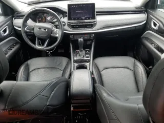 2022 Jeep Compass Latitude Lux с VIN 3C4NJDFB4NT170410, выставлен на аукционе Copart как лот 57294025 с пробегом 30 776 миль миль и Списание • Salvage title. История ставок и продаж доступна на DreamBid. Изображение 8.