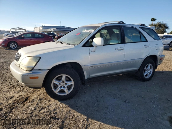 2002 Lexus RX 300 with VIN JTJGF10UX20120474, listed as a Copart auction lot 83095124 with 200,818 mi miles and Clean Title. Bid and sale history available at carsss.com. Image 1.