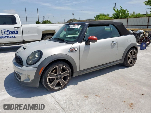 2013 MINI Convertible S с VIN WMWZP3C57DT705259, выставлен на аукционе Copart как лот 59954795 с пробегом 132 988 миль миль и Списание • Salvage title. История ставок и продаж доступна на DreamBid. Изображение 1.