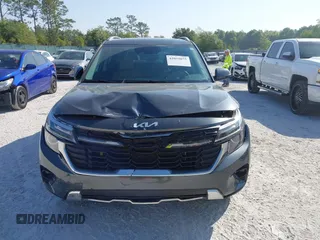 2024 Kia Seltos EX z VIN KNDERCAA8R7600290, wystawiony jako IAAI lot #42059075 z przebiegiem 32 639 mil mil oraz . Historia ofert i sprzedaży dostępna na DreamBid. Obrazek 13.