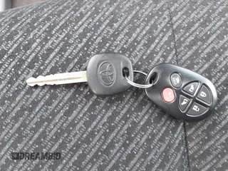 2012 Toyota Sienna SE с VIN 5TDXK3DC3CS268136, выставлен на аукционе IAAI как лот 42153110 с пробегом 248 887 миль миль и . История ставок и продаж доступна на DreamBid. Изображение 11.