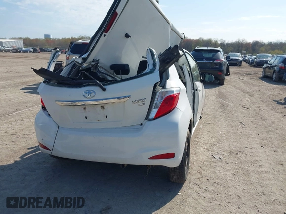 2014 Toyota Yaris L with VIN JTDKTUD35ED579336, listed as a IAAI auction lot 42081898 with Not Provided miles and . Bid and sale history available at carsss.com. Image 4.