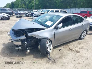 2016 Dodge Dart SXT z VIN 1C3CDFBBXGD605864, wystawiony jako IAAI lot #42274281 z przebiegiem 198 042 mil mil oraz . Historia ofert i sprzedaży dostępna na DreamBid. Obrazek 2.
