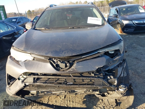 2018 Toyota RAV4 XLE z VIN 2T3WFREV6JW503353, wystawiony jako IAAI lot #41641002 z przebiegiem 54 013 mil mil oraz . Historia ofert i sprzedaży dostępna na DreamBid. Obrazek 12.