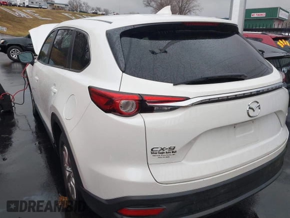 2016 Mazda CX-9 Sport with VIN JM3TCABY4G0123931, listed as a IAAI auction lot 41710045 with 161,109 mi miles. Bid and sale history available at carsss.com. Image 4.