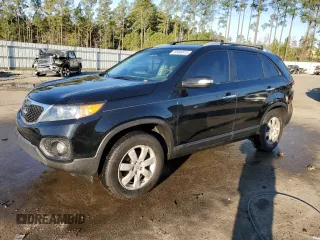 2013 Kia Sorento LX with VIN 5XYKT3A69DG345242, listed as a Copart auction lot 50469915 with 154,112 mi miles and Salvage title. Bid and sale history available at DreamBid. Image 1.