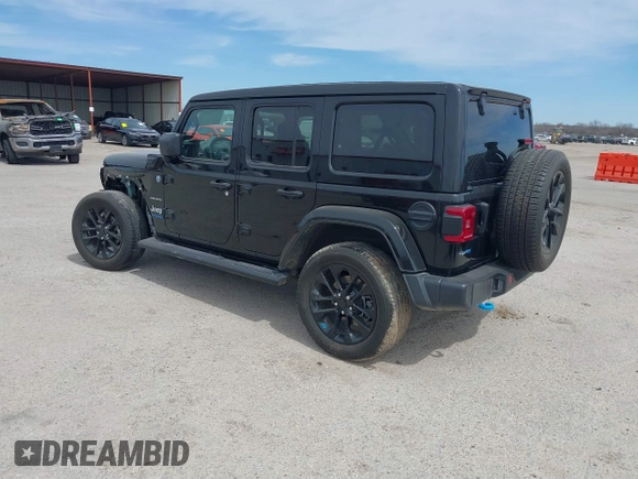 2022 Jeep Wrangler Unlimited Sahara with VIN 1C4JJXP69NW269462, listed as a IAAI auction lot 41759162 with 19,629 mi miles and . Bid and sale history available at DreamBid. Image 3.