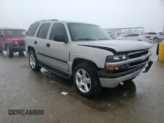 2004 Chevrolet Tahoe LS with VIN 1GNEC13Z24R310768, listed as a Copart auction lot 55886055 with 246,093 mi miles and Salvage title. Bid and sale history available at DreamBid. Image 15.