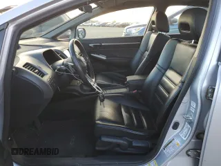 2010 Acura CSX Technology z VIN 2HHFD5F77AH201887, wystawiony jako Copart lot #77610604 z przebiegiem 94 442 mil mil oraz Szkody całkowita. Historia ofert i sprzedaży dostępna na DreamBid. Obrazek 7.
