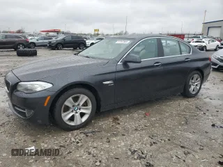 2012 BMW 5 Series 528i xDrive with VIN WBAXH5C54CDW05421, listed as a Copart auction lot 51747865 with 133,881 mi miles and Salvage Title. Bid and sale history available at carsss.com. Image 1.