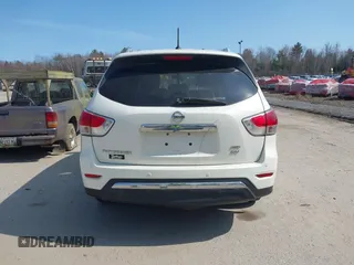 2014 Nissan Pathfinder Platinum with VIN 5N1AR2MM7EC648200, listed as a IAAI auction lot 42069315 with 178,577 mi miles. Bid and sale history available at carsss.com. Image 15.