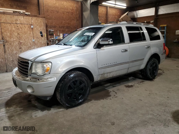 2007 Chrysler Aspen Limited with VIN 1A8HX58P57F521793, listed as a Copart auction lot 83370244 with 135,563 mi miles and Salvage Title. Bid and sale history available at carsss.com. Image 1.