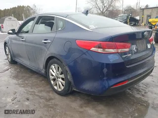 2018 Kia Optima LX with VIN 5XXGT4L37JG272807, listed as a IAAI auction lot 41689762 with 67,059 mi miles. Bid and sale history available at carsss.com. Image 3.