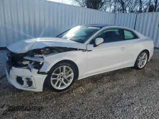 2023 Audi A5 S line Premium z VIN WAUSAAF50PA008177, wystawiony jako Copart lot #45086894 z przebiegiem 31 037 mil mil oraz . Historia ofert i sprzedaży dostępna na DreamBid. Obrazek 1.