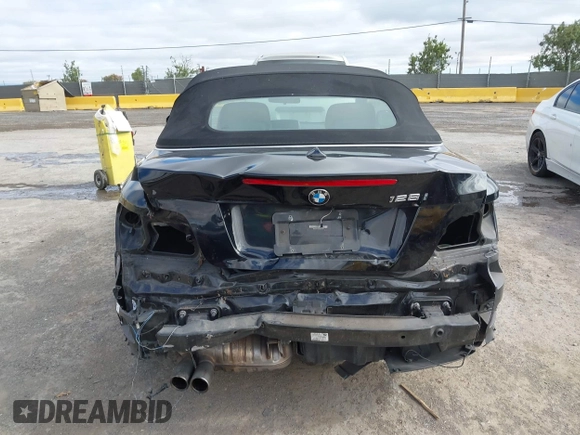 2013 BMW 1 Series 128i with VIN WBAUN1C54DVR01541, listed as a IAAI auction lot 42802640 with 119,881 mi miles and . Bid and sale history available at DreamBid. Image 17.