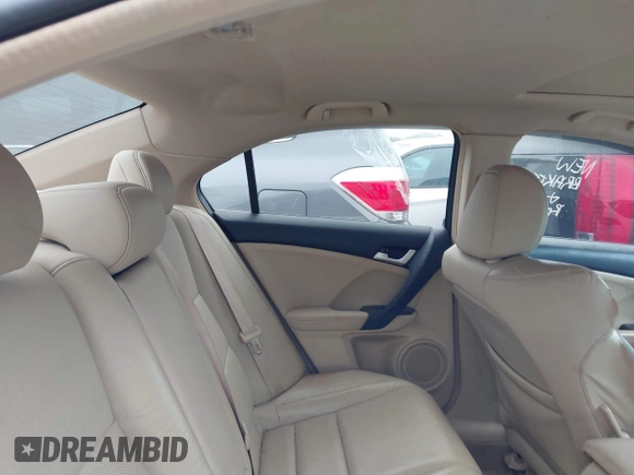 2013 Acura TSX Technology z VIN JH4CU2F68DC012070, wystawiony jako IAAI lot #41280175 z przebiegiem 184 395 mil mil oraz . Historia ofert i sprzedaży dostępna na DreamBid. Obrazek 8.