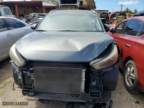 2016 Hyundai Tucson SE with VIN KM8J3CA49GU107271, listed as a Copart auction lot 70699594 with 0 mi miles and Salvage Title. Bid and sale history available at carsss.com. Image 5.