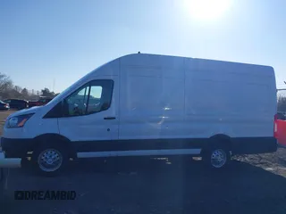 2023 Ford Transit Cargo z VIN 1FTBR3U80PKA07268, wystawiony jako IAAI lot #41815648 z przebiegiem 72 711 mil mil oraz . Historia ofert i sprzedaży dostępna na DreamBid. Obrazek 15.