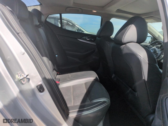 2018 Nissan Maxima SL with VIN 1N4AA6AP5JC389479, listed as a Copart auction lot 48080395 with 79,415 mi miles and Salvage Title. Bid and sale history available at carsss.com. Image 10.