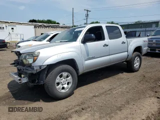 2013 Toyota Tacoma z VIN 3TMLU4EN8DM110455, wystawiony jako Copart lot #60252235 z przebiegiem 119 702 mil mil oraz Szkoda całkowita • Salvage title. Historia ofert i sprzedaży dostępna na DreamBid. Obrazek 1.