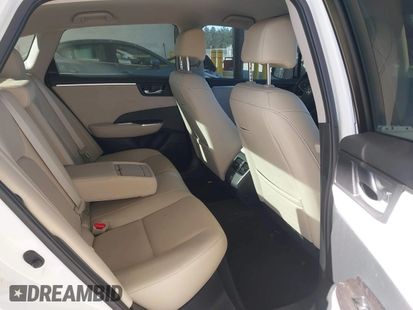 2018 Honda Clarity Plug-In Hybrid Touring with VIN JHMZC5F38JC003207, listed as a IAAI auction lot 42057987 with 35,420 mi miles. Bid and sale history available at carsss.com. Image 8.