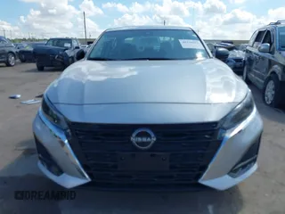 2024 Nissan Altima 2.5 S with VIN 1N4BL4BV7RN342924, listed as a IAAI auction lot 40390882 with 5,186 mi miles. Bid and sale history available at carsss.com. Image 12.