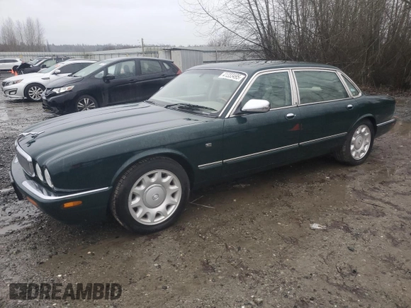 2000 Jaguar XJ with VIN SAJDA25BXYMF01667, listed as a Copart auction lot 41333495 with 102,291 mi miles and Clean Title. Bid and sale history available at DreamBid. Image 1.