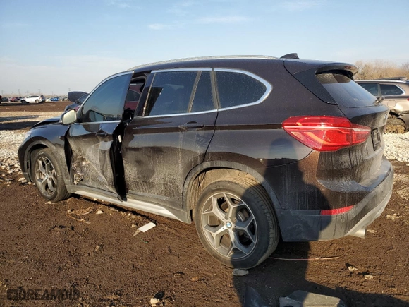 2017 BMW X1 xDrive28i with VIN WBXHT3C32H5F70488, listed as a Copart auction lot 47505115 with 0 mi miles and Salvage Title. Bid and sale history available at carsss.com. Image 2.