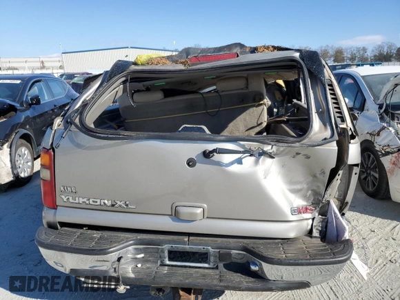 2002 GMC Yukon XL SLT with VIN 3GKFK16Z52G141925, listed as a Copart auction lot 83738594 with 0 mi miles and Salvage Title. Bid and sale history available at carsss.com. Image 6.