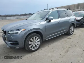 2018 Volvo XC90 Momentum with VIN YV4102PK7J1378221, listed as a Copart auction lot 46788835 with 138,171 mi miles and Salvage Title. Bid and sale history available at carsss.com. Image 1.