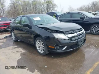 2010 Ford Fusion SEL with VIN 3FAHP0JA3AR178031, listed as a IAAI auction lot 41855366 with 199,186 mi miles. Bid and sale history available at carsss.com. Image 1.