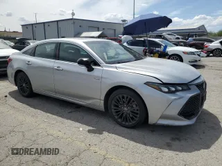 2020 Toyota Avalon Hybrid XSE z VIN 4T1E21FB3LU014885, wystawiony jako Copart lot #53574935 z przebiegiem 65 173 mil mil oraz Szkoda całkowita • Salvage title. Historia ofert i sprzedaży dostępna na DreamBid. Obrazek 4.