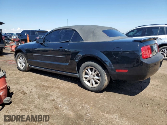 2008 Ford Mustang Deluxe with VIN 1ZVHT84N985193520, listed as a Copart auction lot 56186525 with 140,483 mi miles and Salvage title. Bid and sale history available at DreamBid. Image 2.