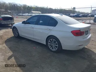 2018 BMW 3 Series 320i xDrive with VIN WBA8E5G53JNV03347, listed as a IAAI auction lot 41908985 with 122,111 mi miles. Bid and sale history available at carsss.com. Image 3.