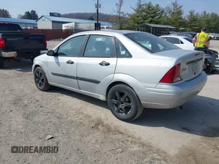 2002 Ford Focus SE with VIN 1FAFP34332W226423, listed as a IAAI auction lot 41804714 with 158,277 mi miles and . Bid and sale history available at carsss.com. Image 3.