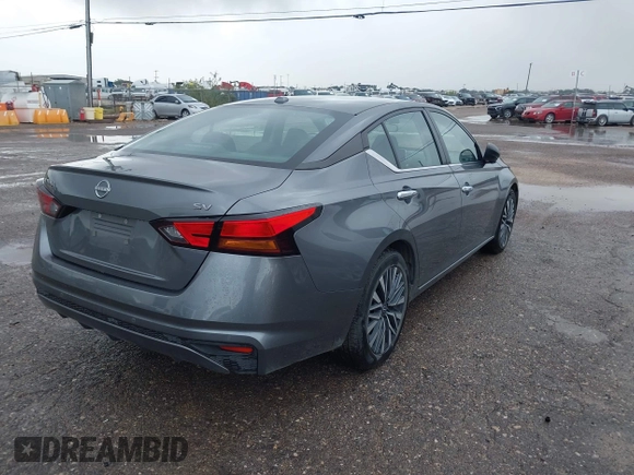 2024 Nissan Altima SV with VIN 1N4BL4DV2RN313134, listed as a IAAI auction lot 42653527 with 45,653 mi miles and . Bid and sale history available at DreamBid. Image 4.