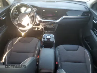 2022 Kia Niro S with VIN KNDCC3LG5N5122863, listed as a Copart auction lot 41667725 with 42,489 mi miles and Salvage Title. Bid and sale history available at DreamBid. Image 8.
