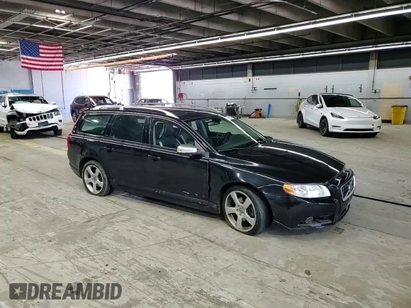 2010 Volvo V70 z VIN YV1982BW2A1123821, wystawiony jako Copart lot #55999235 z przebiegiem 126 010 mil mil oraz Szkoda całkowita • Salvage title. Historia ofert i sprzedaży dostępna na DreamBid. Obrazek 13.